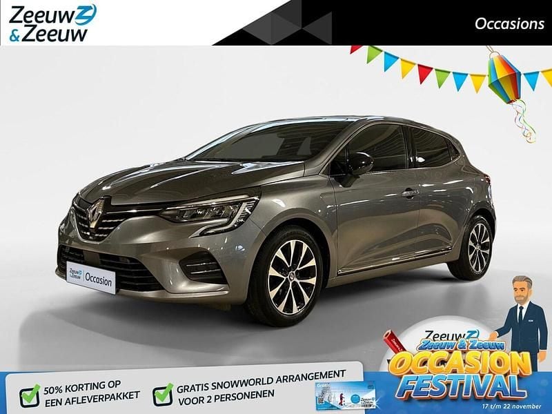 Grijs Gebruikt 2023 Renault Clio V Techno Hatchback | € 15.995 (Goede deal) - Afbeelding 1/4
