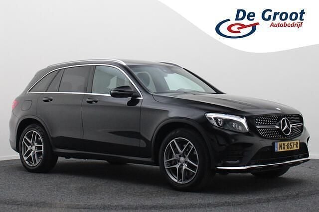 Zwart, metallic lak Gebruikt 2016 Mercedes GLC250 Prestige SUV | € 27.950 (Eerlijke prijs) - Afbeelding 1/4