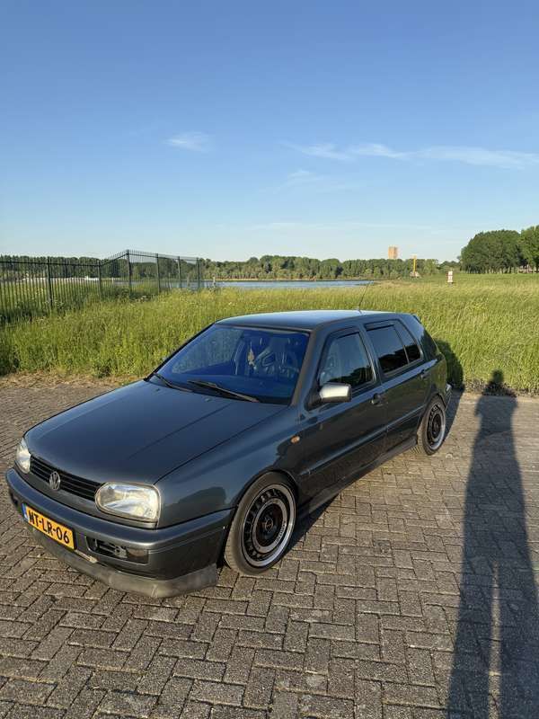 Gebruikt 1996 VW Golf III Sedan | € 4.250 - Afbeelding 1/4