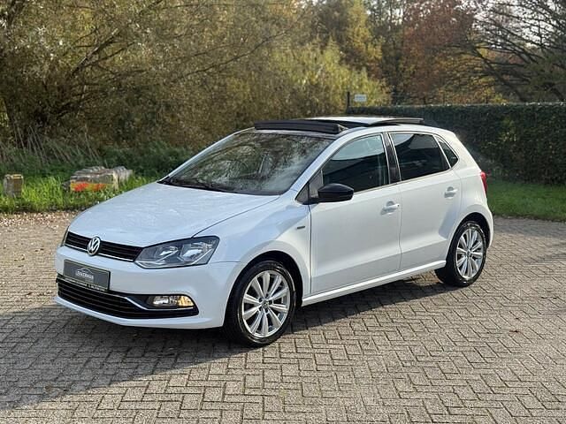 Wit (metallic) Gebruikt 2013 VW Polo Highline Hatchback | € 9.250 (Eerlijke prijs) - Afbeelding 1/4