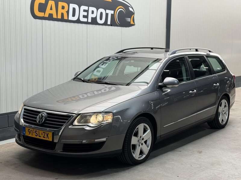 Grijs, metallic lak Gebruikt 2006 VW Passat Sportline Stationwagen | € 2.499 (Eerlijke prijs) - Afbeelding 1/4