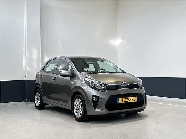 Grijs Gebruikt 2020 Kia Picanto 2 Hatchback | € 8.949 (Goede deal) - Afbeelding 1/4