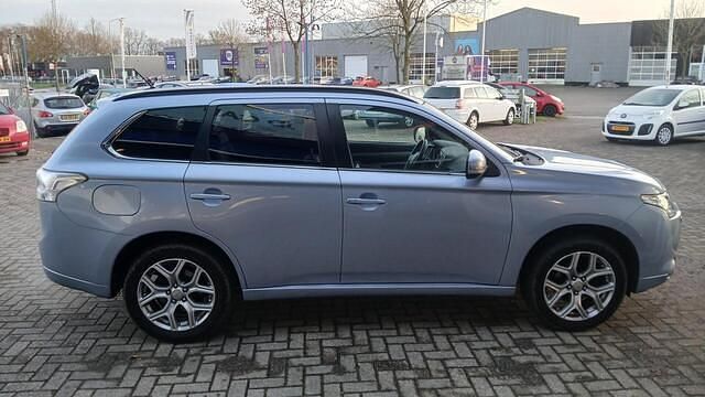 Occasion Mitsubishi Outlander Instyle 121 PK (88 kW) 2015 Blauw SUV