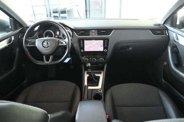 Occasion Skoda Octavia Business Line 116 PK (85 kW) 2020 Grijs, metallic lak Stationwagen