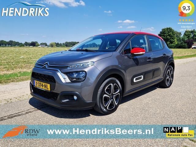 Grijs, metallic lak Gebruikt 2022 Citroën C3 PureTech Hatchback | € 15.899 (Eerlijke prijs) - Afbeelding 1/4