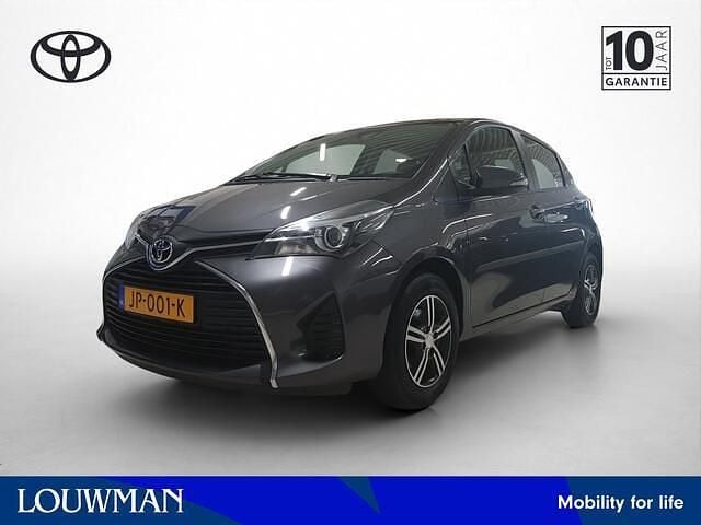 Grijs metallic Occasion 2016 Toyota Yaris Trend Hatchback | € 10.950 (Goede deal) - Afbeelding 1/4