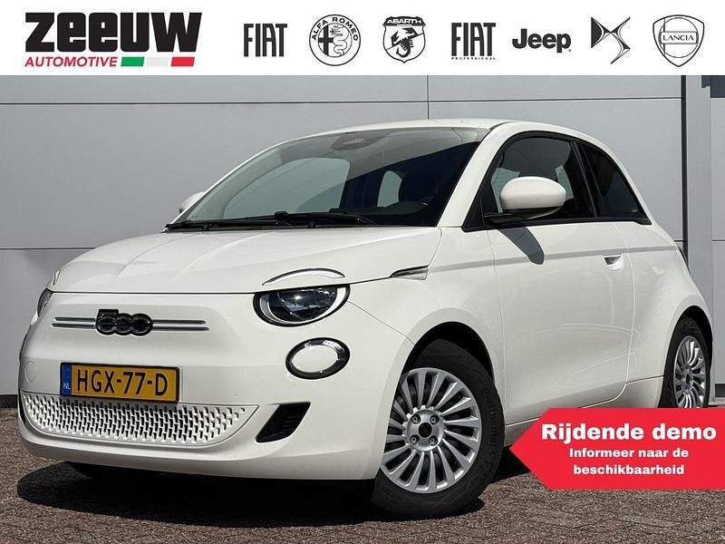 Wit Gebruikt 2025 Fiat 500e Hatchback | € 26.900 (Iets duurder) - Afbeelding 1/4