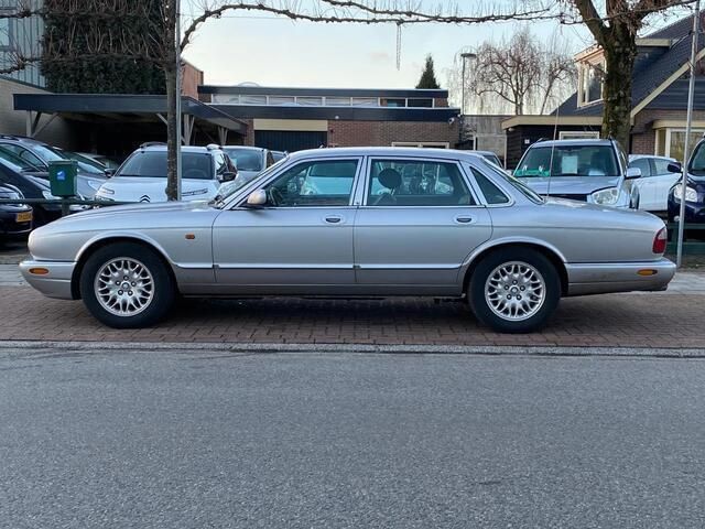 Occasion Jaguar XJ Executive 237 PK (174 kW) 2000 Grijs Sedan