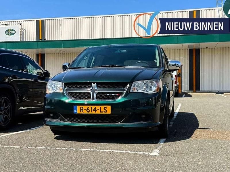 Groen Gebruikt 2012 Chrysler Grand Voyager Limited MPV | € 21.950 - Afbeelding 1/4