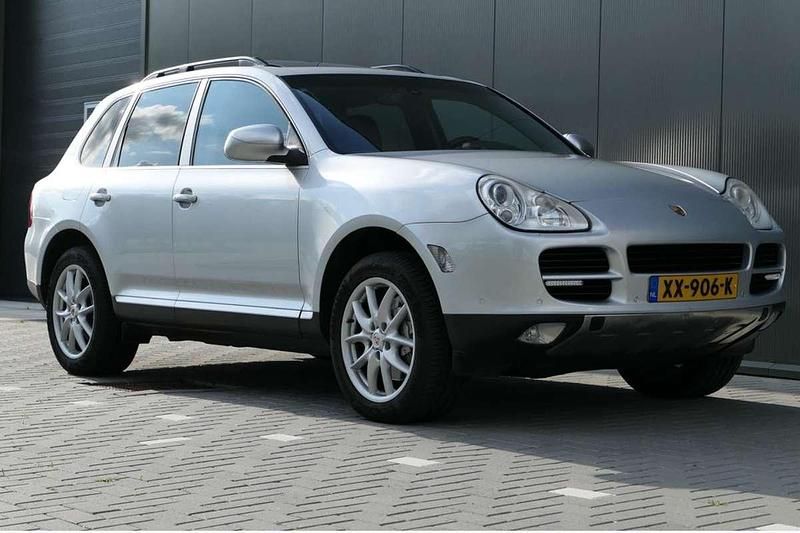 Grijs Gebruikt 2003 Porsche Cayenne S SUV | € 7.400 - Afbeelding 1/4