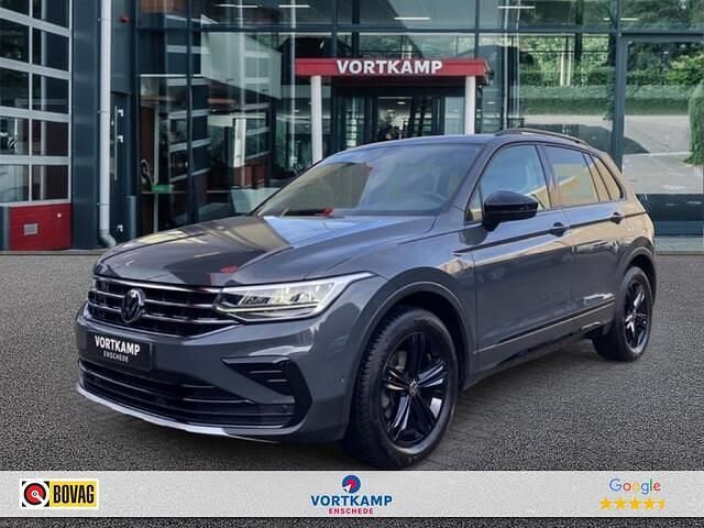 Grijs Occasion 2022 VW Tiguan Sport SUV | € 34.998 (Super prijs) - Afbeelding 1/4