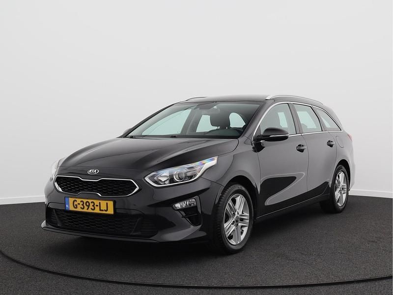 Zwart Gebruikt 2019 Kia Ceed Hatchback | € 13.450 (Eerlijke prijs) - Afbeelding 1/4