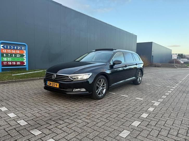 Occasion 2015 VW Passat Edition Stationwagen | € 8.250 (Eerlijke prijs) - Afbeelding 1/4