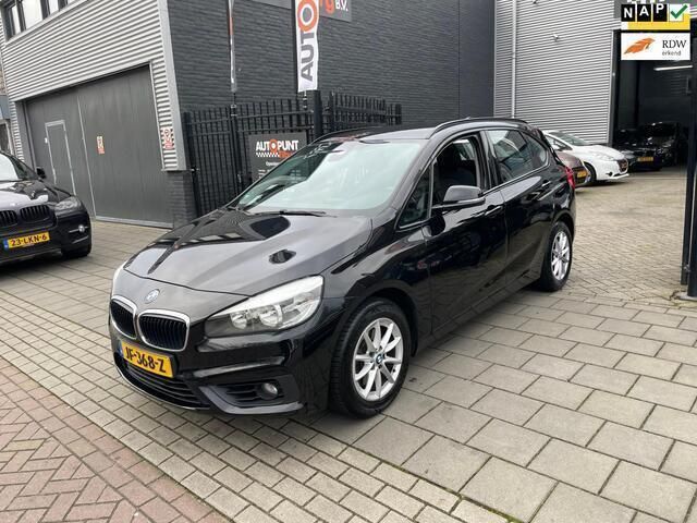 Zwart Gebruikt 2016 BMW 218 Stationwagen | € 9.999 (Super prijs) - Afbeelding 1/4