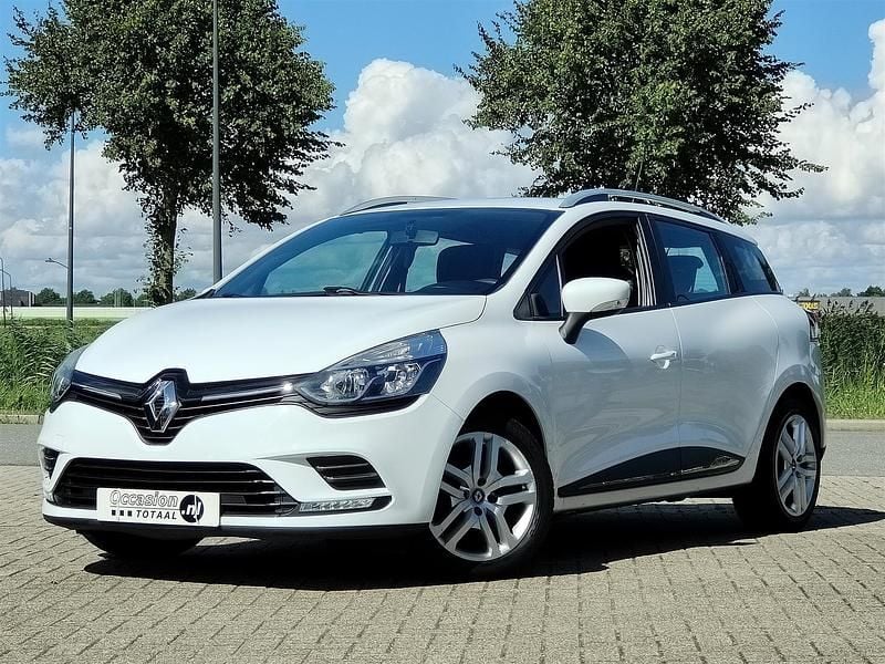 Wit Gebruikt 2018 Renault Clio GrandTour Zen Stationwagen | € 10.950 (Eerlijke prijs) - Afbeelding 1/4