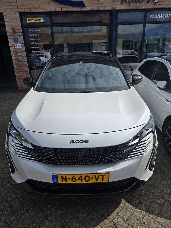 Wit Gebruikt 2021 Peugeot 3008 GT MPV | € 22.500 (Goede deal) - Afbeelding 1/4