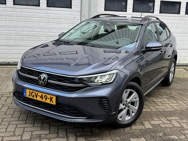 Grijs Gebruikt 2022 VW Taigo Business SUV | € 21.900 (Super prijs) - Afbeelding 1/4