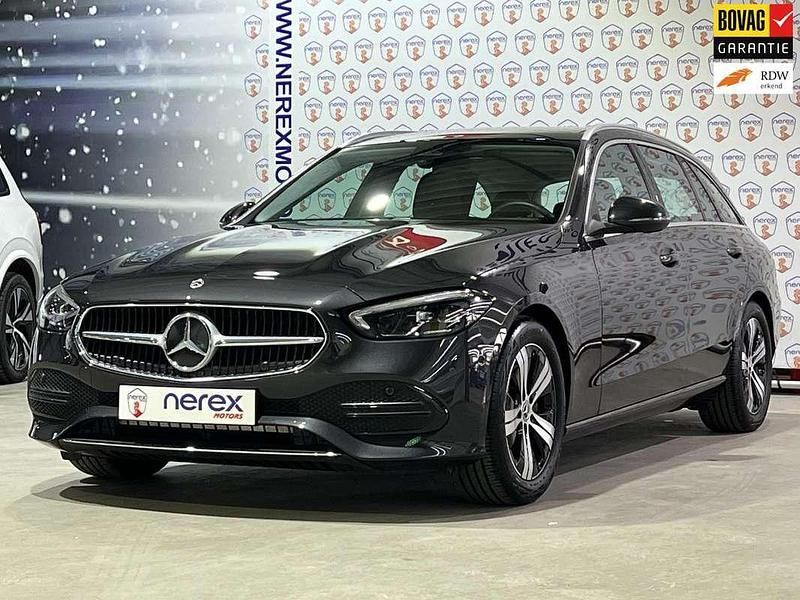 Grijs Gebruikt 2022 Mercedes C200 Luxury Stationwagen | € 38.945 (Eerlijke prijs) - Afbeelding 1/4