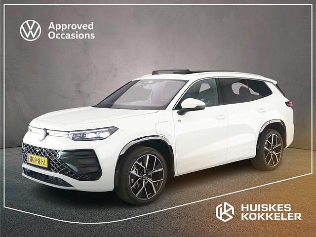 Wit Gebruikt 2025 VW Tayron R-line Edition SUV | € 54.900 - Afbeelding 1/4