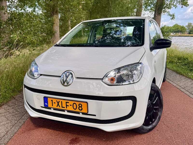 Wit Gebruikt 2014 VW up! Move Hatchback | € 4.799 (Goede deal) - Afbeelding 1/4