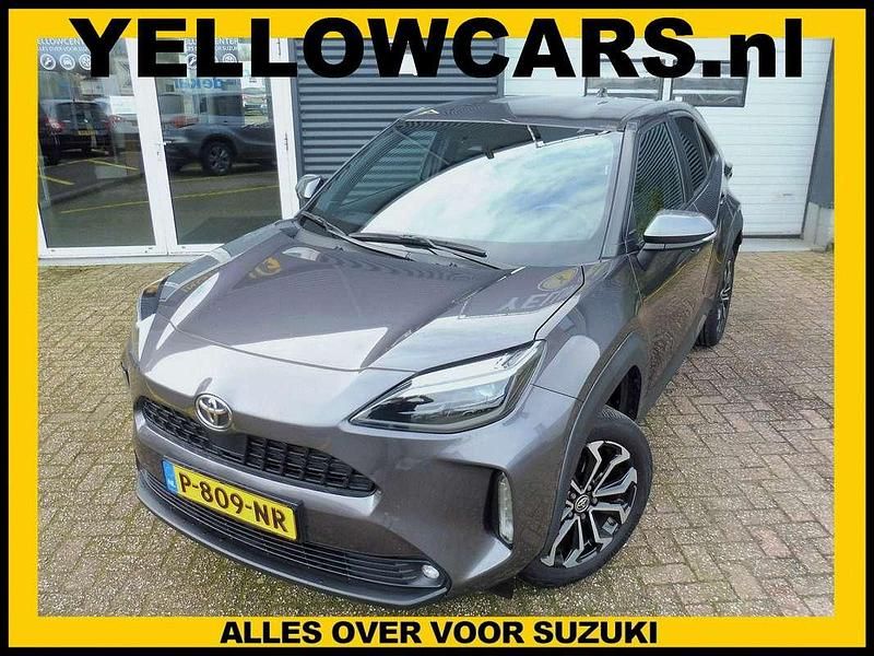 Grijs Occasion 2022 Toyota Yaris Cross Edition SUV | € 23.949 (Goede deal) - Afbeelding 1/4