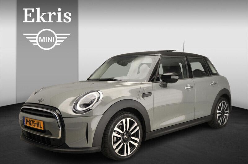 Grijs Gebruikt 2022 Mini Cooper Hatchback | € 26.900 - Afbeelding 1/4