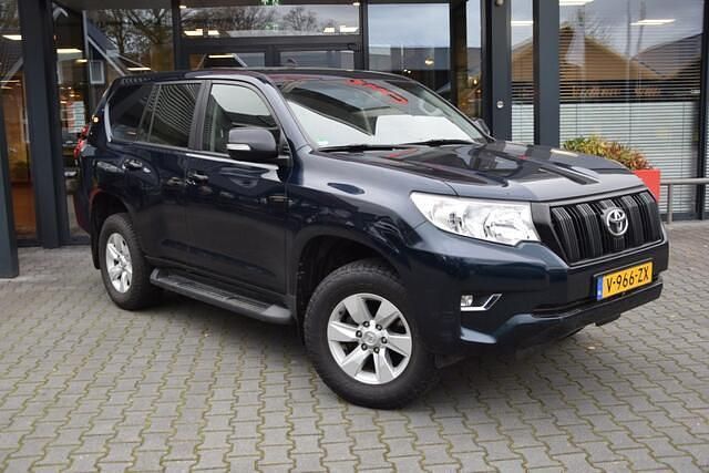Blauw Gebruikt 2020 Toyota Land Cruiser Active SUV | € 41.995 (Iets duurder) - Afbeelding 1/4