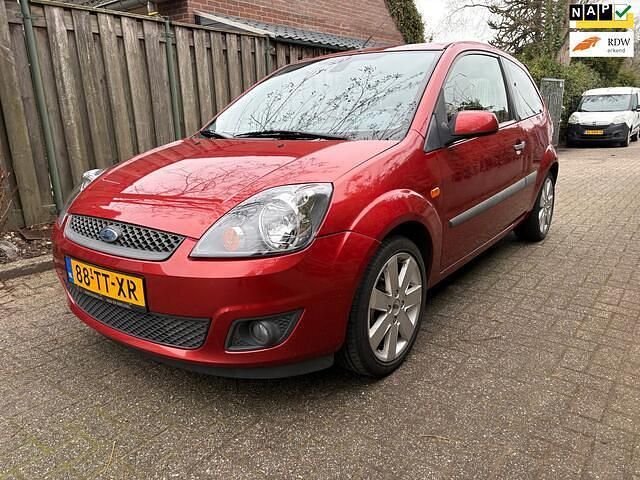Oranje Gebruikt 2007 Ford Fiesta Futura Hatchback | € 1.650 (Eerlijke prijs) - Afbeelding 1/4