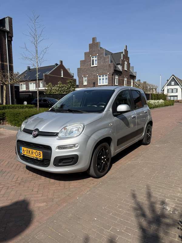 Grijs Gebruikt 2014 Fiat Panda Hatchback | € 5.700 (Eerlijke prijs) - Afbeelding 1/4