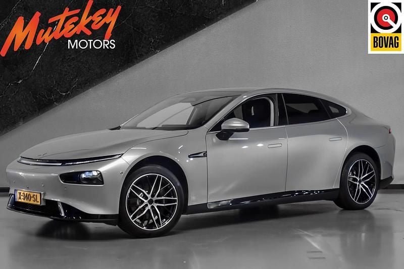 Grijs Gebruikt 2024 XPENG P7 RWD Long Range Sedan | € 37.995 (Eerlijke prijs) - Afbeelding 1/4