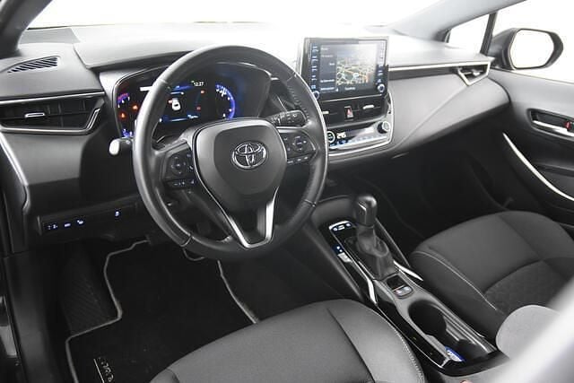 Occasion Toyota Corolla 98 PK (72 kW) 2021 Zwart Hatchback