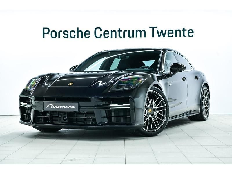 Zwart Gebruikt 2025 Porsche Panamera 4 Sedan | € 149.900 - Afbeelding 1/4