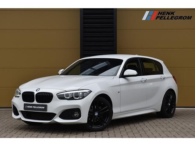 Occasion BMW 118 Executive 136 PK (100 kW) 2018 Wit Hatchback