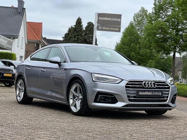Zilver Gebruikt 2019 Audi A5 Sportback Design Hatchback | € 26.990 (Super prijs) - Afbeelding 1/4