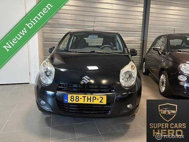 Zwart Gebruikt 2012 Suzuki Alto Exclusive Hatchback | € 2.650 (Eerlijke prijs) - Afbeelding 1/4