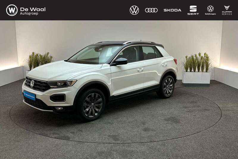 Wit Gebruikt 2021 VW T-Roc Sportline SUV | € 27.395 (Eerlijke prijs) - Afbeelding 1/3