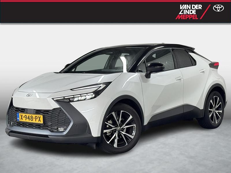 Wit Gebruikt 2024 Toyota C-HR Edition SUV | € 35.950 (Iets duurder) - Afbeelding 1/4