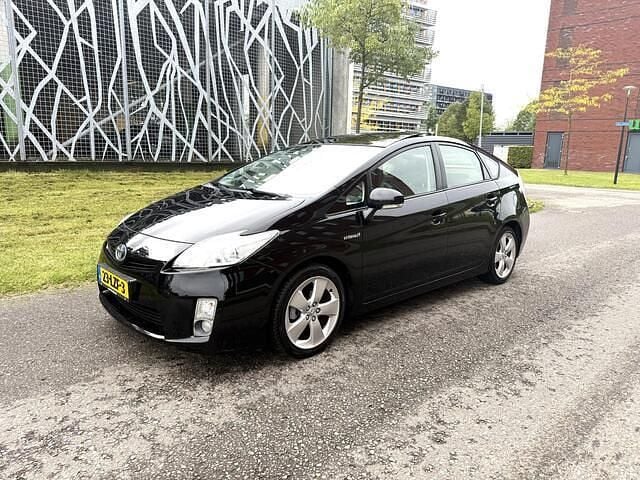 Zwart Gebruikt 2010 Toyota Prius Hatchback | € 5.950 (Eerlijke prijs) - Afbeelding 1/4