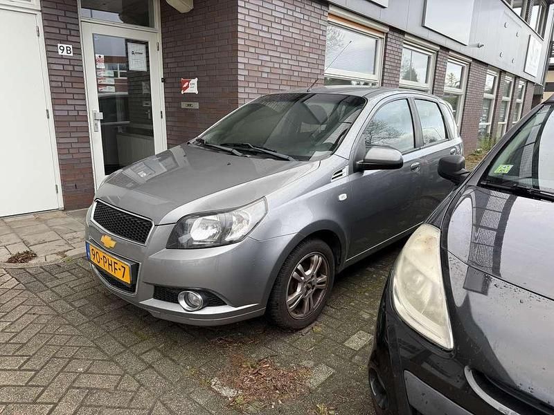 Grijs Gebruikt 2011 Chevrolet Aveo LS Hatchback | € 650 (Super prijs) - Afbeelding 1/4