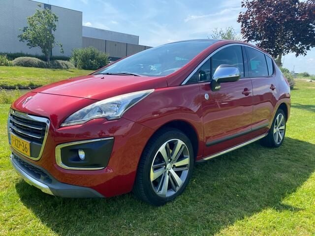 Rood Gebruikt 2014 Peugeot 3008 Crossway MPV | € 8.750 (Super prijs) - Afbeelding 1/4