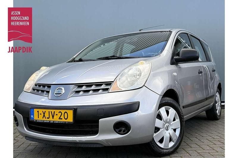 Grijs, metallic lak Occasion 2006 Nissan Note Pure MPV | € 2.898 (Eerlijke prijs) - Afbeelding 1/3