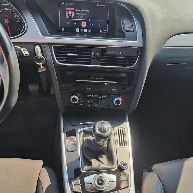 Occasion Audi A4 2014 Grijs (metallic) Sedan