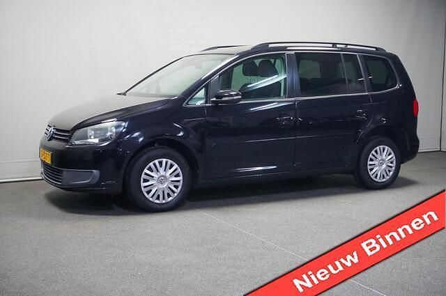 Zwart Gebruikt 2010 VW Touran Trendline MPV | € 8.950 (Duur) - Afbeelding 1/4