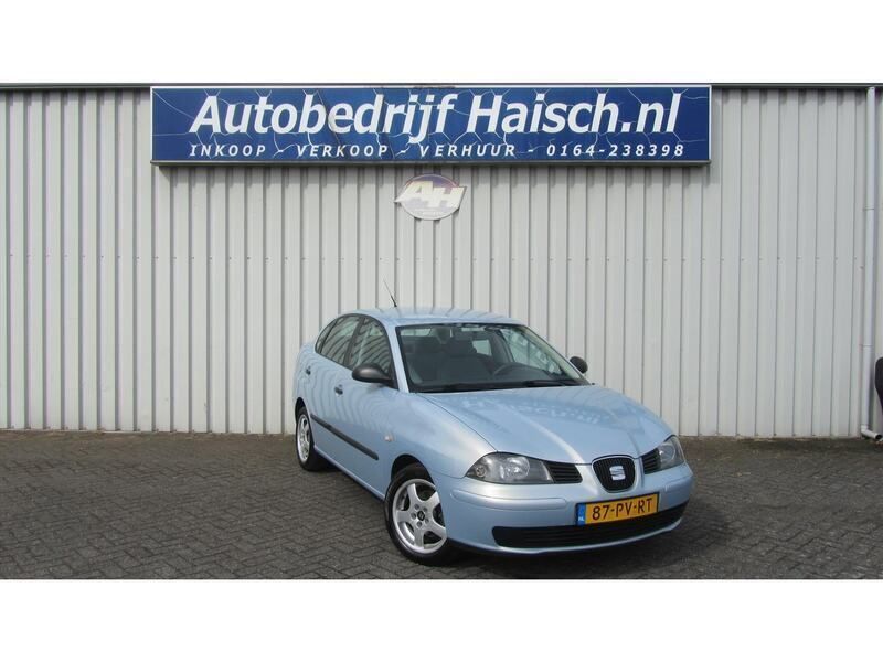 Blauw Gebruikt 2005 Seat Cordoba Sedan | € 1.499 (Iets duurder) - Afbeelding 1/4