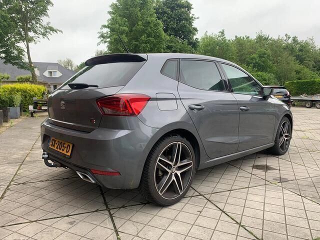 Occasion Seat Ibiza Business 150 PK (110 kW) 2018 Grijs Hatchback