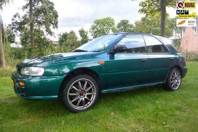 Groen Gebruikt 1999 Subaru Impreza Stationwagen | € 2.250 - Afbeelding 1/4