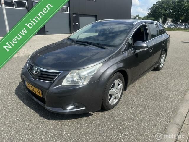 Grijs Gebruikt 2012 Toyota Avensis Business Edition Sedan | € 4.650 (Eerlijke prijs) - Afbeelding 1/4