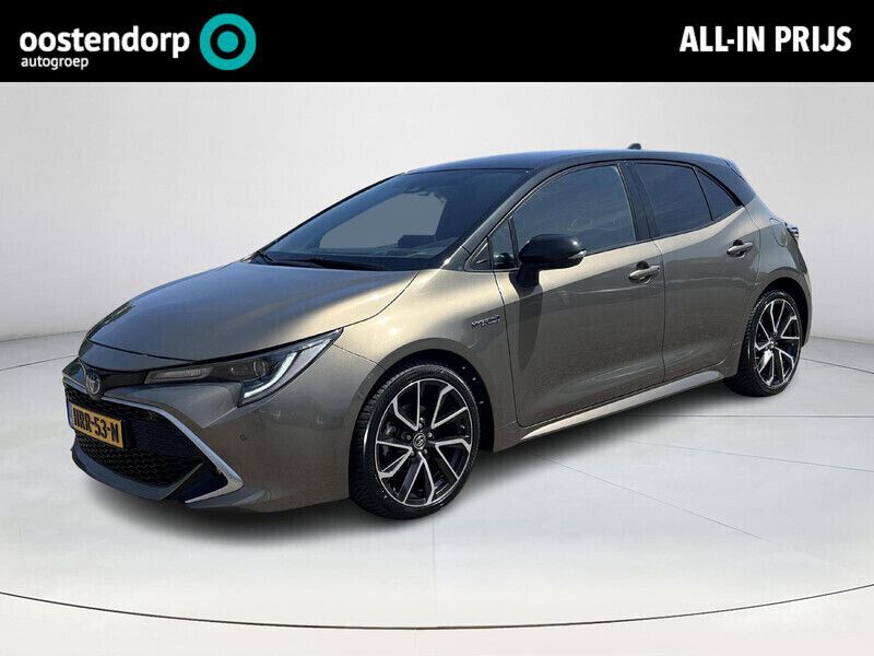 Groen Gebruikt 2019 Toyota Corolla Executive Hatchback | € 22.900 (Iets duurder) - Afbeelding 1/4