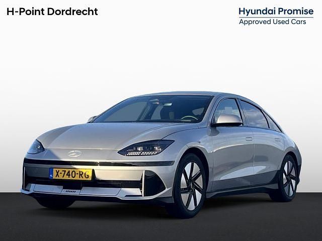 Curated silver (r9s) Gebruikt 2024 Hyundai Ioniq 6 Sedan | € 37.490 (Eerlijke prijs) - Afbeelding 1/1