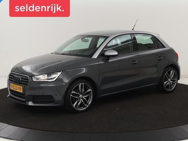 Grijs Gebruikt 2017 Audi A1 Basis Hatchback | € 11.400 (Eerlijke prijs) - Afbeelding 1/4